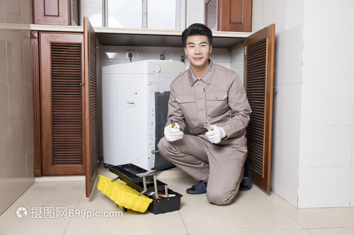 工人家电维修 家用洗衣机的常见问题与解决指南